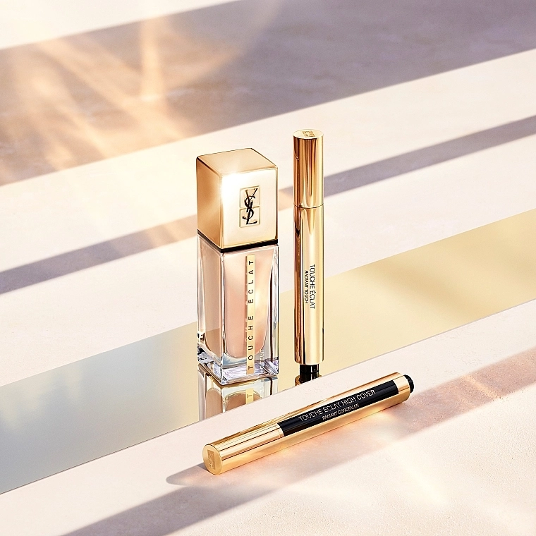 Yves Saint Laurent Touche Eclat Le Teint Тональная основа для лица с эффектом сияния - фото N3