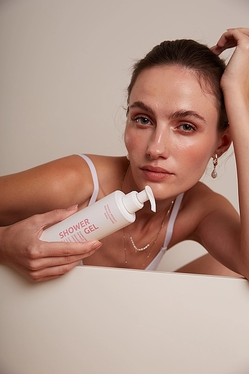 Marie Fresh Cosmetics Увлажняющий гель для душа с комплексом пребиотиков и экстрактом рамбутана Shower Gel Deep Moisturizing Series - фото N5