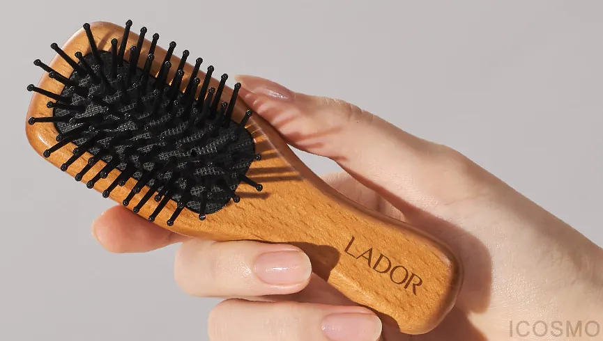 Професійний дерев’яний гребінець для волосся - La'dor Mini Wooden Paddle Brush, маленький - фото N5