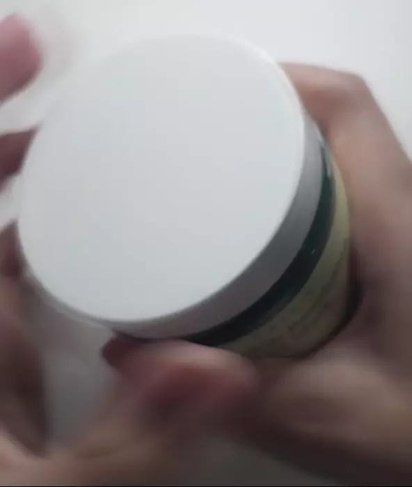 Текстура успокаивающей маски AXIS-Y New Skin Resolution Gel Mask