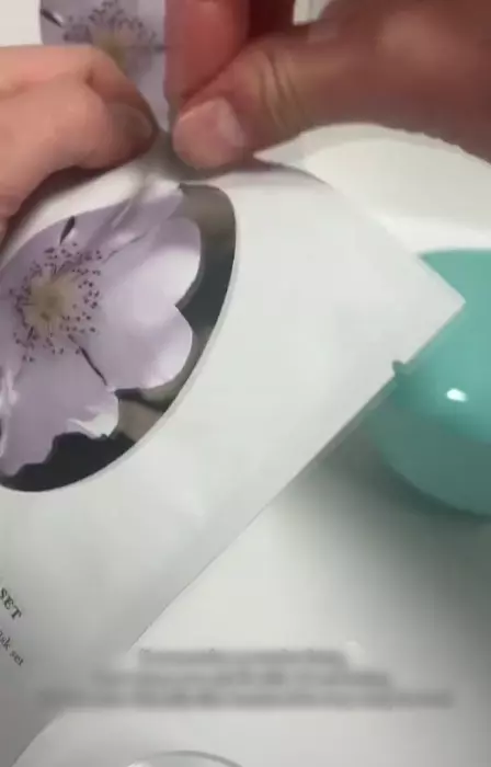 Текстура альгинатной маски Dr. Althea Premium Rosa Modeling Mask Set