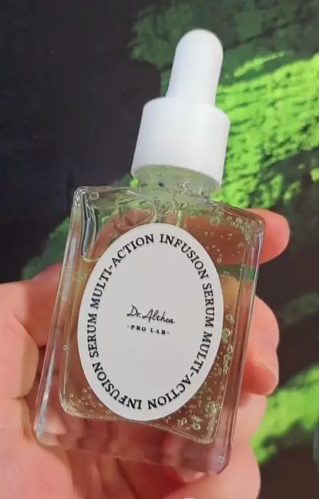 Текстура сыворотки Dr. Althea Multi-Action Infusion Serum