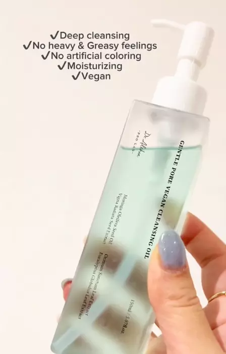 Видалення макіяжу олією Dr. Althea Gentle Pore Vegan Cleansing Oil