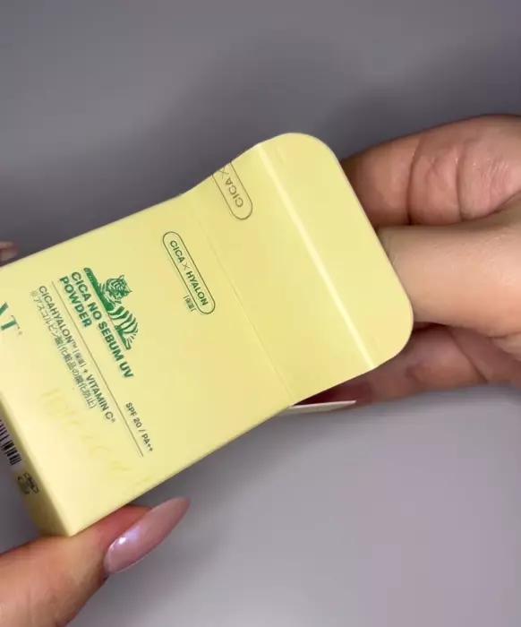 Матирующая пудра VT Cosmetics Cica No Sebum UV Powder SPF20 PA++