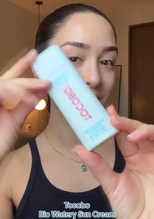 Солнцезащитный spf-крем TOCOBO Bio Watery Sun Cream SPF50+ PA++++