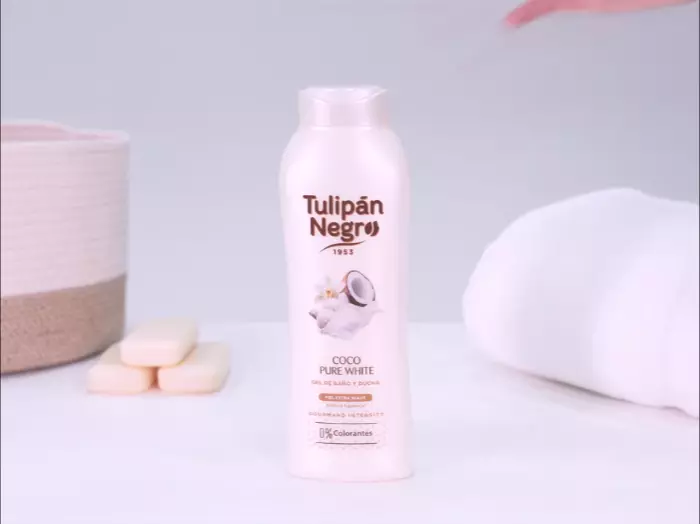 Гель для душа с ароматом кокоса Tulipan Negro White Coconut Shower Gel