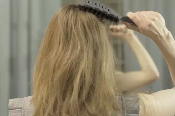 Розплутування волосся щіткою SPAKLEAN Amazing Flex Brush