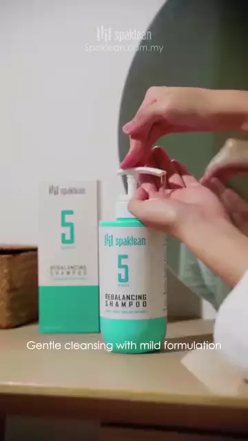 Текстура шампуня SPAKLEAN Amazing Collagen Rebalancing Shampoo