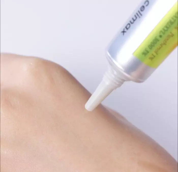 Текстура крема Celimax The Vita-A Retinal Shot Tightening Booster