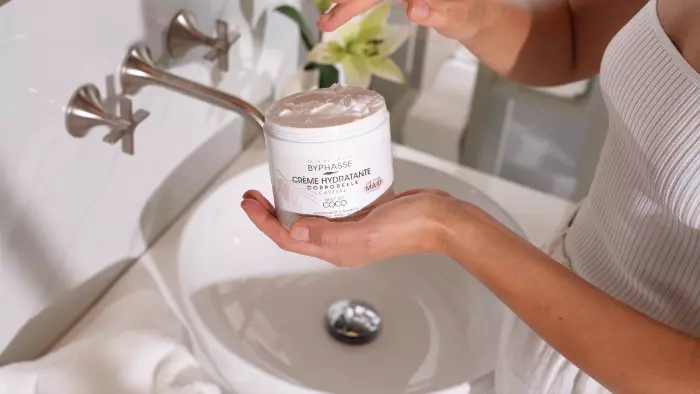 Крем для тіла Byphasse Moisturizing Body Cream With Coconut Oil