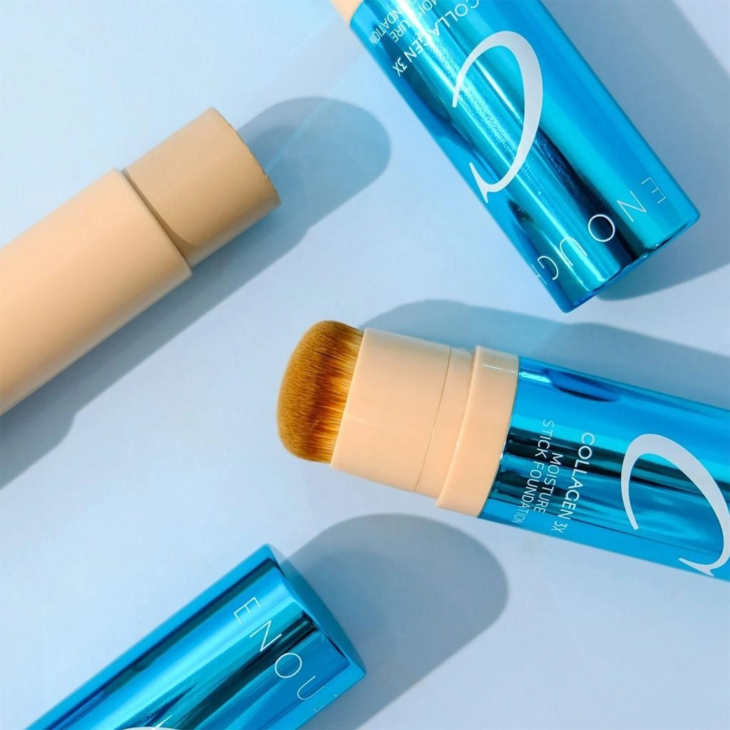 Тональный крем-стик с кисточкой - Enough Collagen 3X Moisture Stick Foundation SPF50+ PA++++, Тон 21N, 14 г - фото N6
