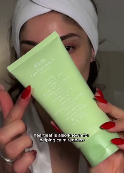 Пенка для умывания ABIB Acne Foam Cleanser Heartleaf Foam