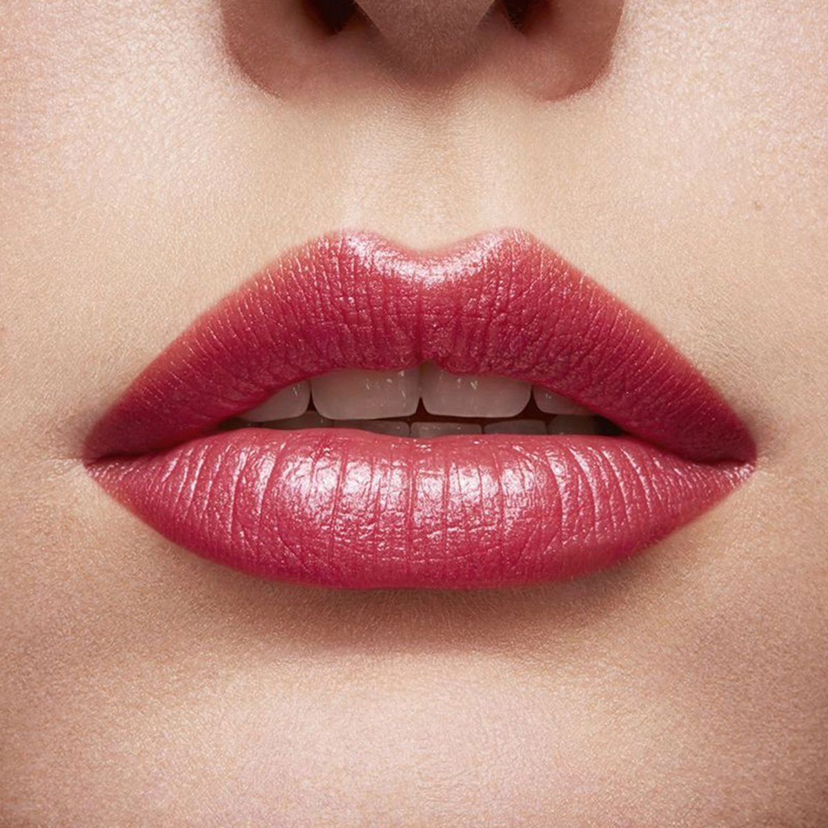 Lancome Увлажняющая помада для губ L'Absolu Rouge Cream Lipstick 08 Rose Reflet, 3.4 г - фото N3