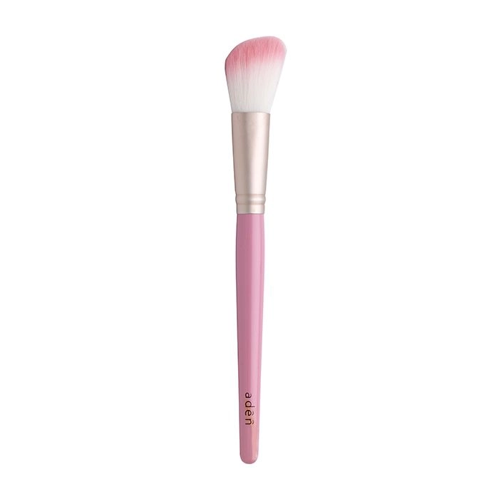 Aden Кисточка для румян Blusher Brush Angled Pink - фото N1