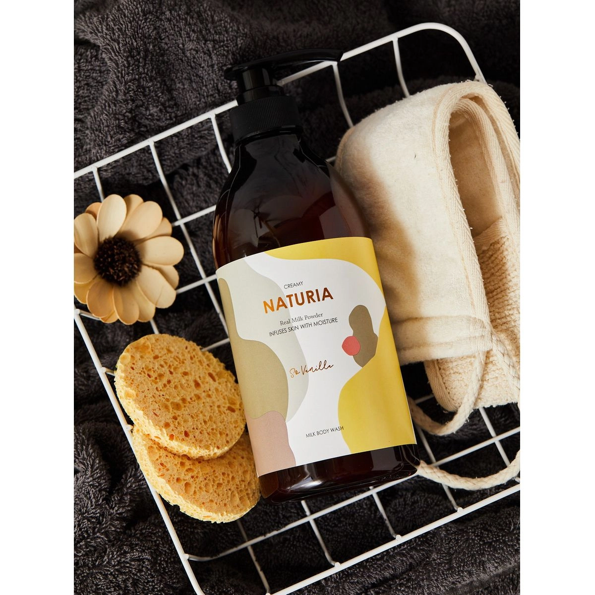 Гель для душу ваніль - Naturia Creamy Milk Body Wash So Vanilla, 750 мл - фото N2
