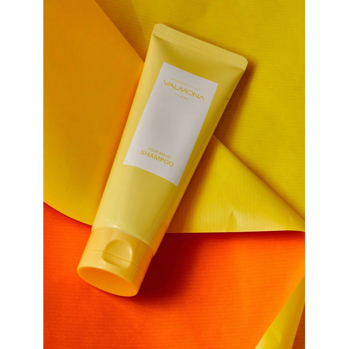 Живильний шампунь для волосся з яєчним жовтком - Valmona Nourishing Solution Yolk-Mayo Shampoo, 100 мл - фото N2