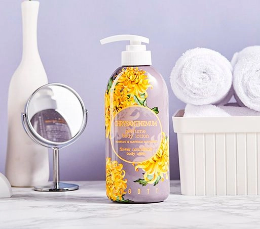 Парфумований лосьйон для тіла з хризантемою - Jigott Chrysanthemum Perfume Body Lotion, 500 мл - фото N4