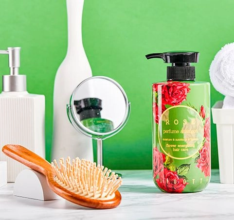 Парфумований шампунь для волосся з трояндою Jigott - Jigott Rose Perfume Shampoo, 500 мл - фото N3