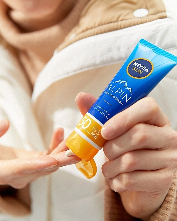 Nivea Солнцезащитный крем для лица SPF50 Sun Alpin Sun Cream for Face SPF 50+ - фото N8