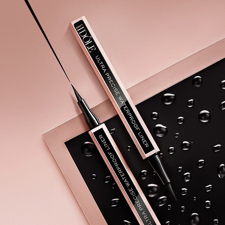 Lancome Lash Idole Waterproof Liner Ультраточний водостійкий лайнер для повік - фото N4