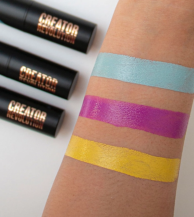 Makeup Revolution Набор стиков для макияжа Creator Fast Base Paint Stick Set Light Blue, Purple & Yellow - фото N3