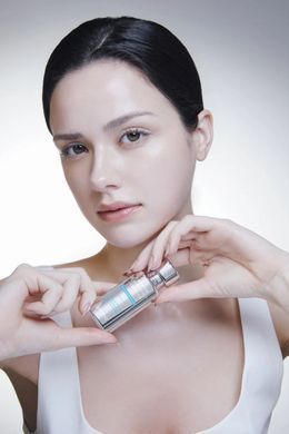 Сыворотка увлажняющая с экзосомами и скваланом - APOTHE Exosome Squal-Tox 3% Ampoule, 30 мл
