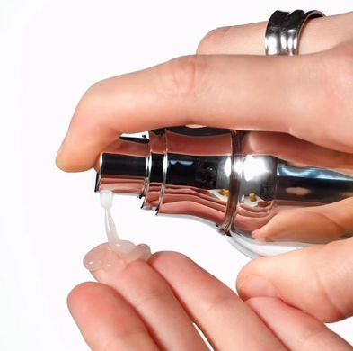 Освітлююча сироватка проти пігментних плям з екзосомами - APOTHE Exosome Mela-Glu Dark Spot Ampoule, 30 мл