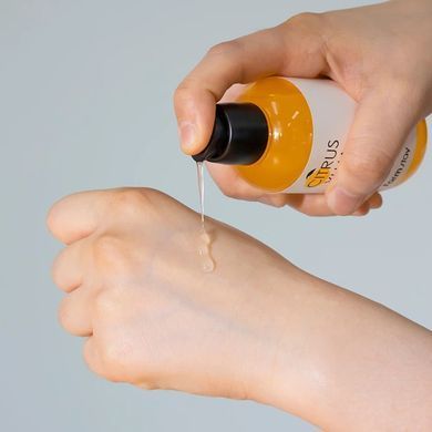 Сироватка для обличчя з екстрактом юдзу - FarmStay Citrus Yuja Vitalizing Serum, 100 мл