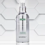 Киснева освітлююча та заспокійлива есенція з центеллою - Medi peel Peptide 9 Volume White CICA Essence PRO, 100 мл - фото N3