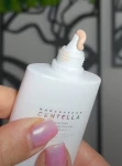 Тонуючий сонцезахисний крем - SKIN1004 Madagascar Centella Poremizing Tinted Sun Cream, 1,5 мл - фото N2