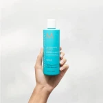 Зволожуючий шампунь для відновлення волосся - Moroccanoil Moisture Repair Shampoo, 250 мл - фото N3