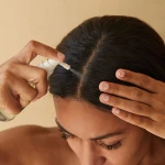 Очищуючий тонік для волосся та шкіри голови з чайним деревом - Aromatica Rosemary Active V Anti-Hair Loss Tonic, 100 мл - фото N2