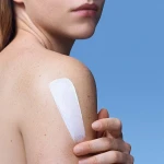 La Roche-Posay Успокаивающий восстанавливающий бальзам для поврежденной или раздраженной кожи лица и тела младенцев, детей и взрослых Cicaplast Baume B5+ - фото N5