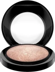 M.A.C Mineralize SkinFinish Мерцающая пудра для лица - фото N2