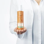 Vichy Сонцезахисний водостійкий спрей з гіалуроновою кислотою, SPF 50+ Capital Soleil Beach Protect Anti-Dehydration Spray SPF 50 - фото N6