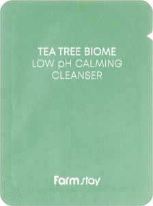 Очищаюча пінка для проблемної шкіри з чайним деревом та низьким pH - FarmStay Tea Tree Biome Low pH Calming Cleanser, пробник, 2 мл