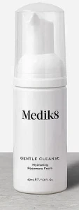 Medik8 Зволожувальна пінка для вмивання з розмарином Travel Size Gentle Cleanse