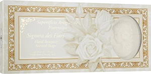 Saponificio Artigianale Fiorentino Набір натурального мила у формі леді "Квітковий букет" Saponificio Artigianale Floral Bouquet Soap (soap/3pcsx125g)